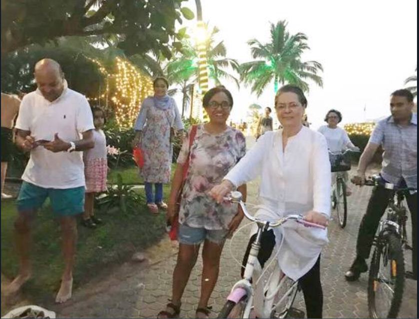 Sonia Gandhi Vacation in Goa
