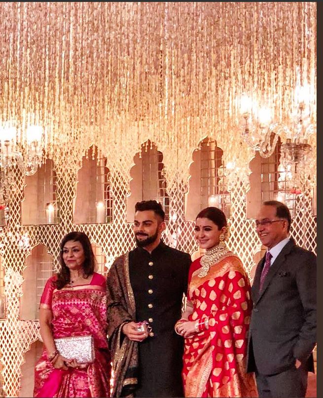 विराट-अनुष्का की रिसेप्शन की तस्वीरें