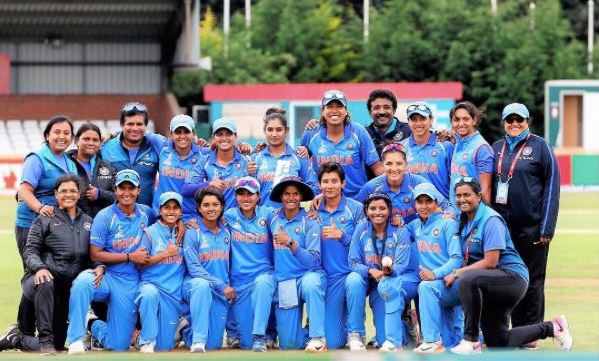 PM Modi Tweets to wish every member of indian women cricket team