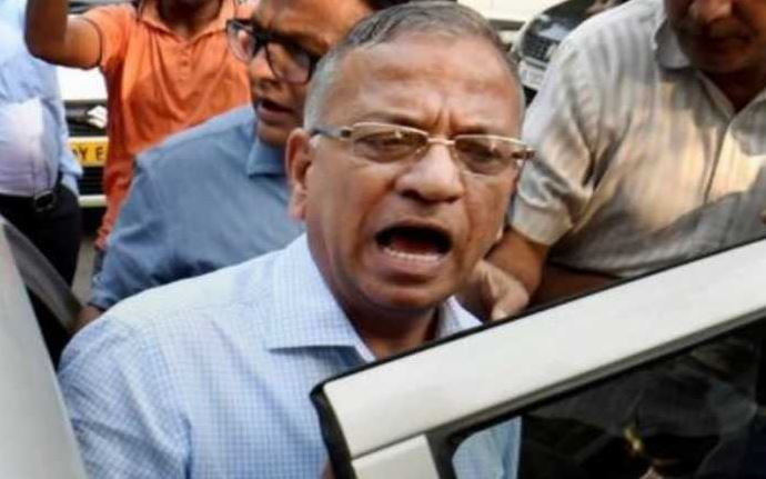 BHU VC Girish Chandra Tripathi goes on indefinite leave